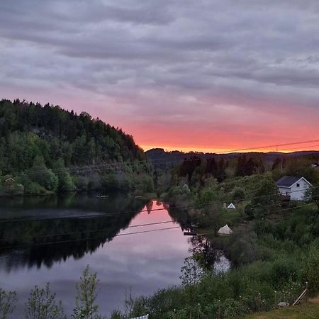 Glamping On Idyllic Lake, Paddle Boards & Rowboat Porsgrunn Kültér fotó